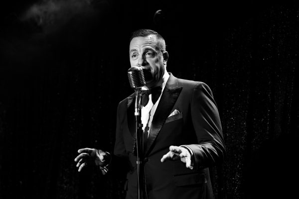 Michael Sinatra – Sinatra Live! performer